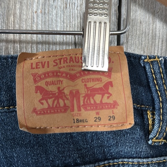 Levi's Womens lighweight Blue Jeans size 29 - Picture 6 of 8